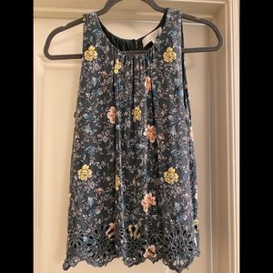 Loft Sleeveless Top -Small